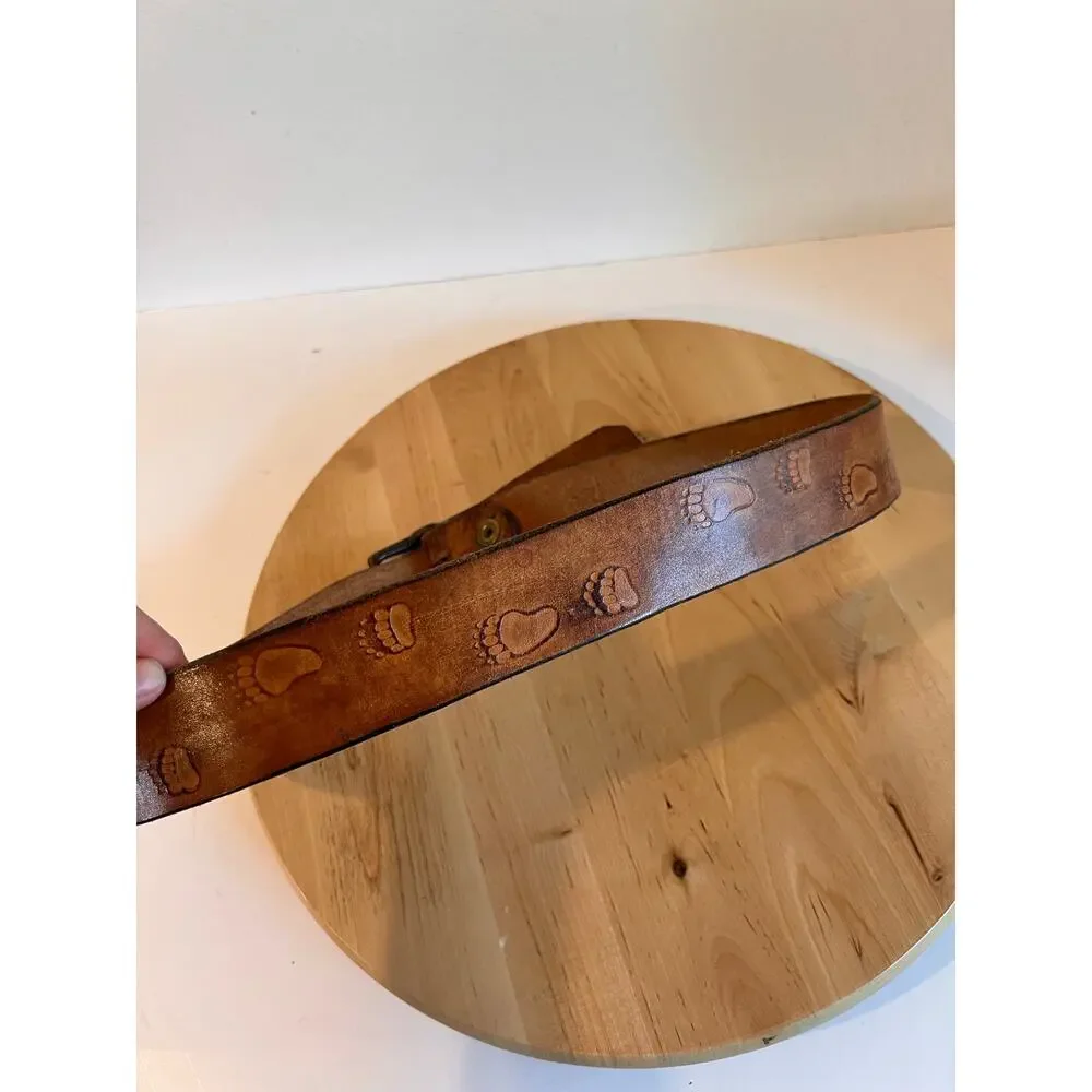 Vintage 90s Foot Print Distressed Genuine Leather Worn Buckle Belt Size Medium